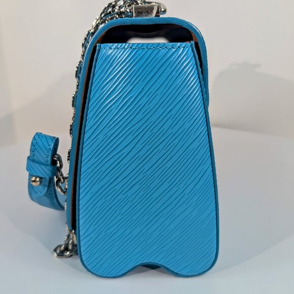 Louis Vuitton Cyan Blue Twist MM Bag in Epi Leather - Picture 3 of 16